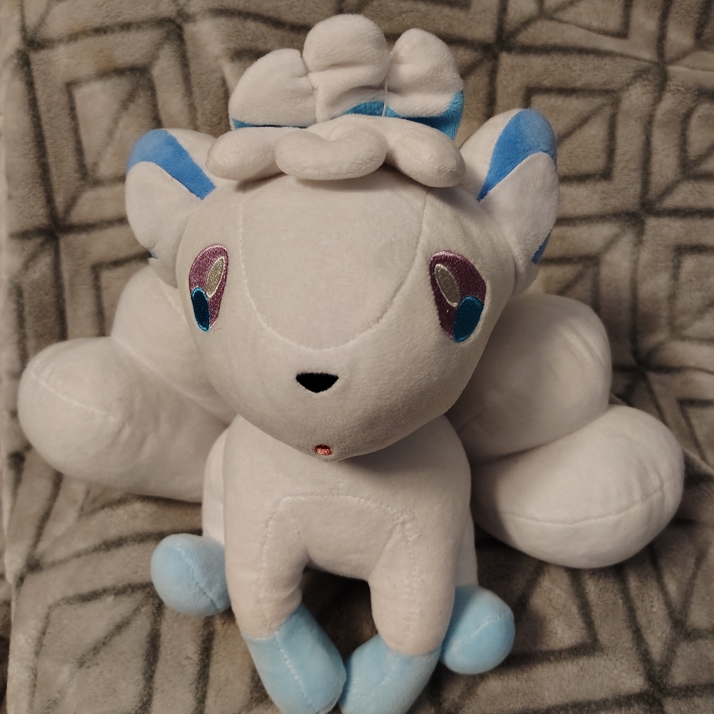 Pokemon Plush Alora Vulpix Collectors